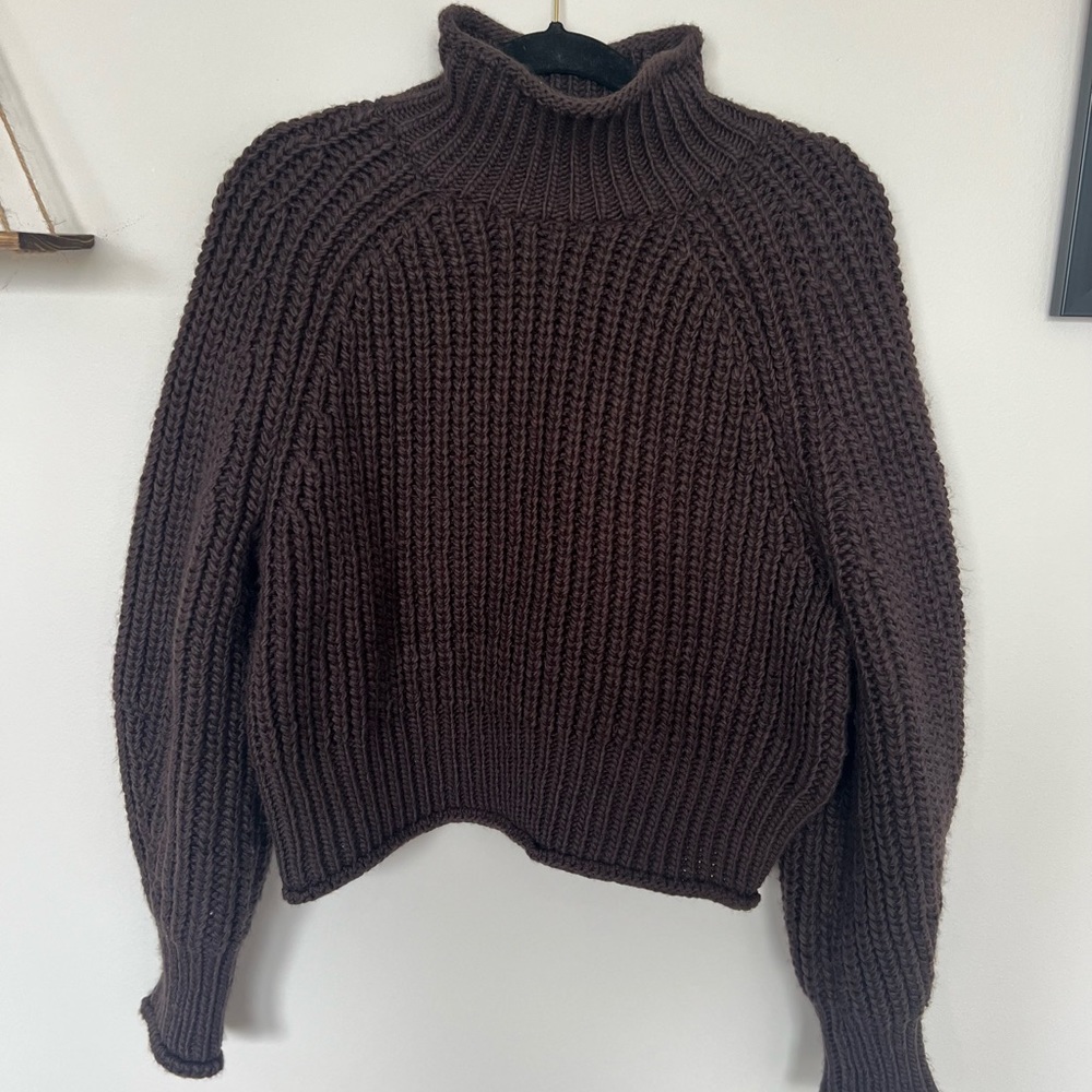 Brown H&M sweater